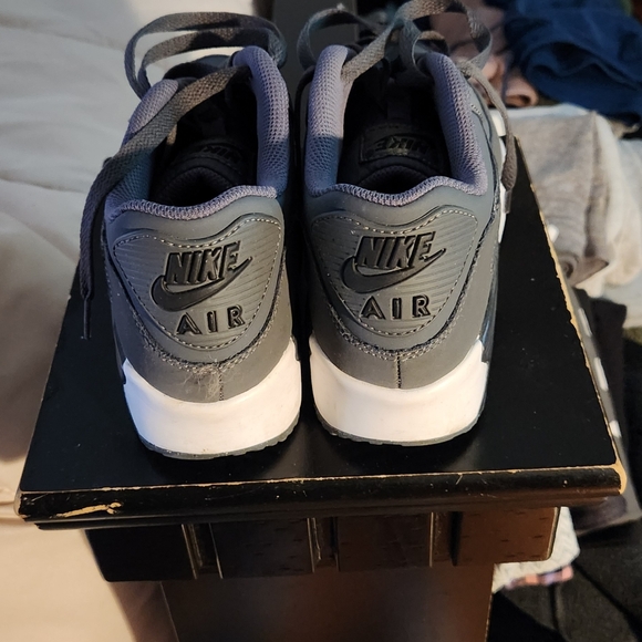 Nike Air Max 90 - Picture 5 of 16